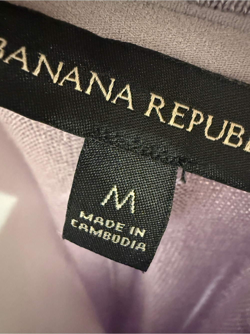 Banana Republic Lavender V-Neck Long Sleeve Tee - Picture 3 of 5